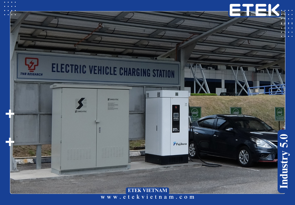 HỆ THỐNG BESS TRẠM SẠC XE ĐIỆN