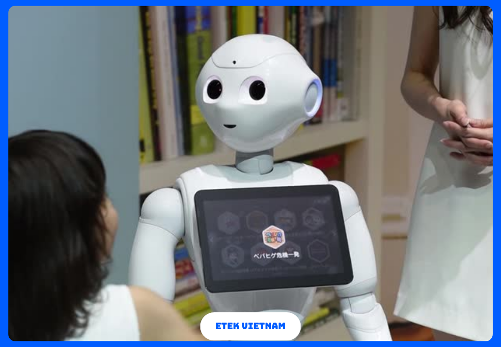 *5 LÝ DO KHÁCH SẠN NÊN ĐẦU TƯ ROBOT LỄ TÂN HÌNH NGƯỜI ĐỂ NÂNG CẤP DỊCH VỤ